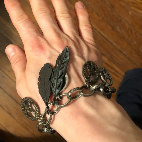 Lucky brand feather and peace sign bracelet NWOT - Picture 5 of 7